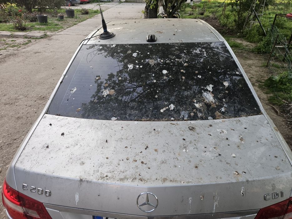 Dezmembrez mercedes e200 w212