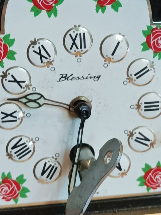 Източно германски малък паркетен часовник работещ