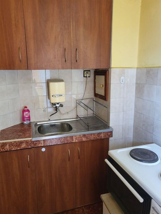 Двустаен, под наем, Център