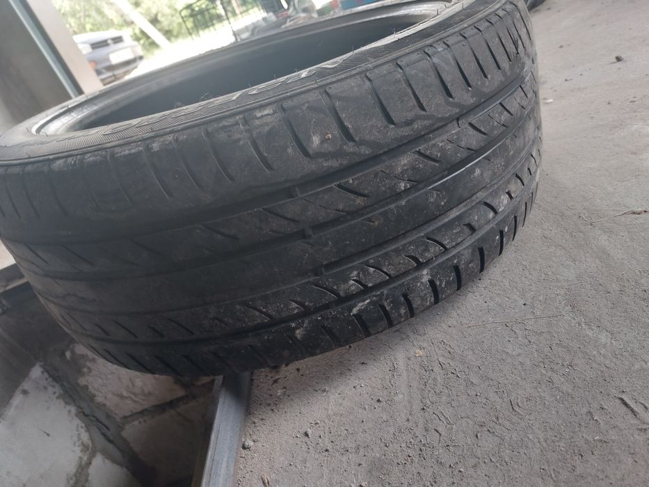 Продам летние шины 275/45z r 21