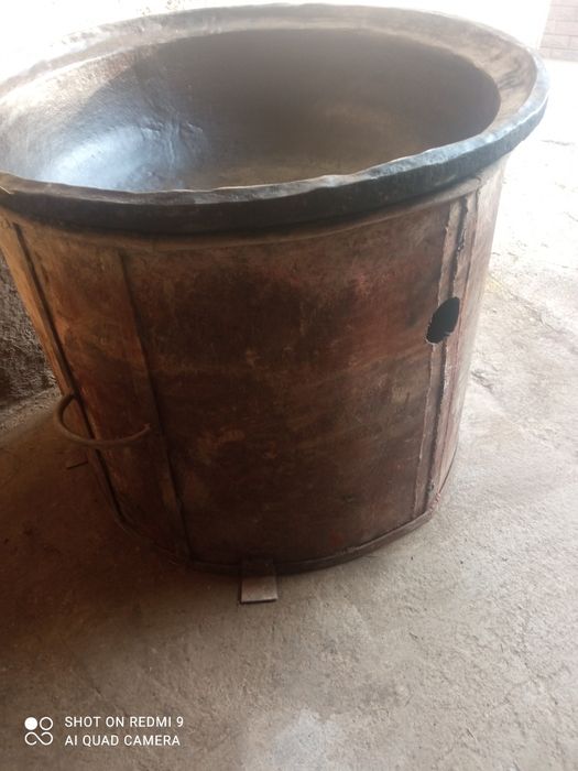 Qozon uchoq sotiladi holati zor