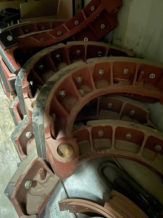 Колодка тормозная К-700 новые