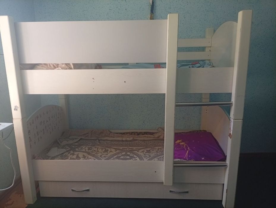 Srochna sotiladi detskiy kravat