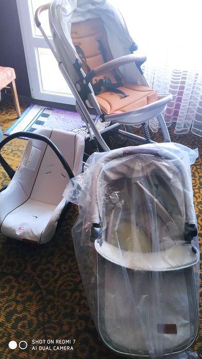 Детска количка на кикабо три в едно