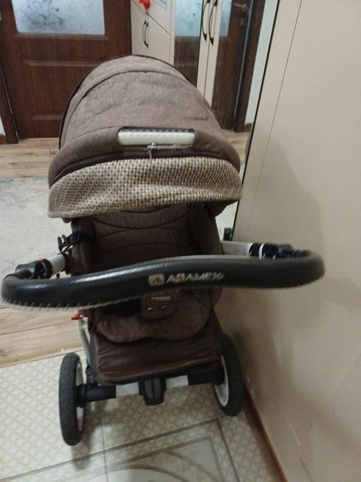 Продам коляску Adamex Pajero