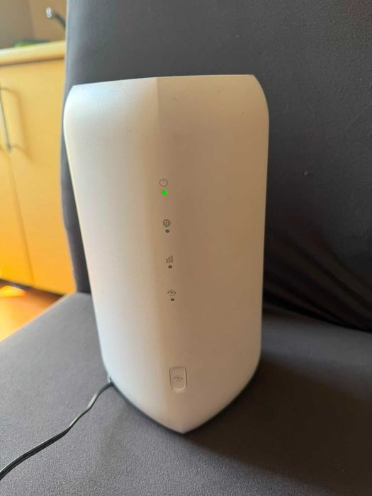 Router 5G Zyzel   NR5103 v2