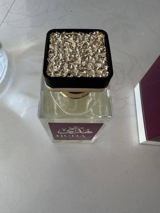 Парфюм купуван от Дубай