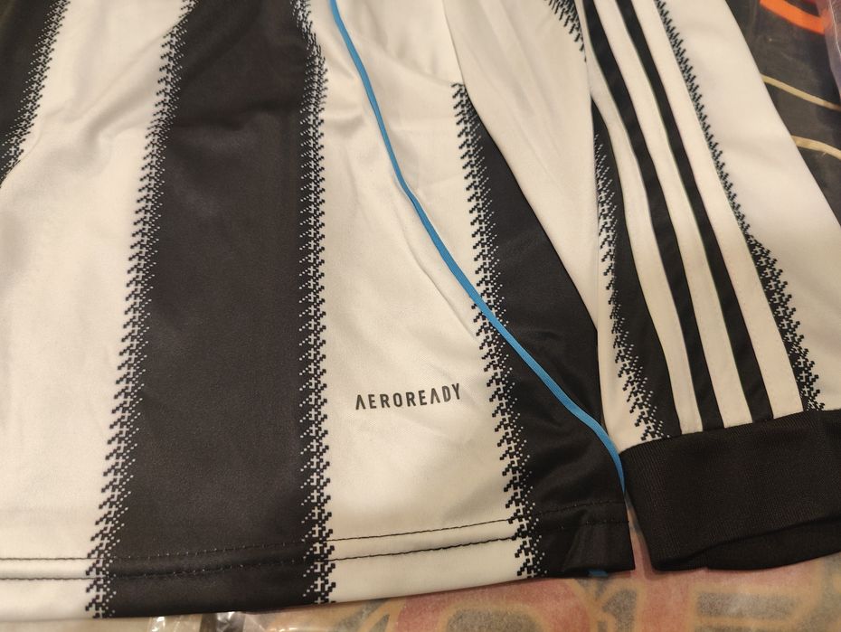 Футболен екип Newcastle United с дълъг ръкав 25/26 Home