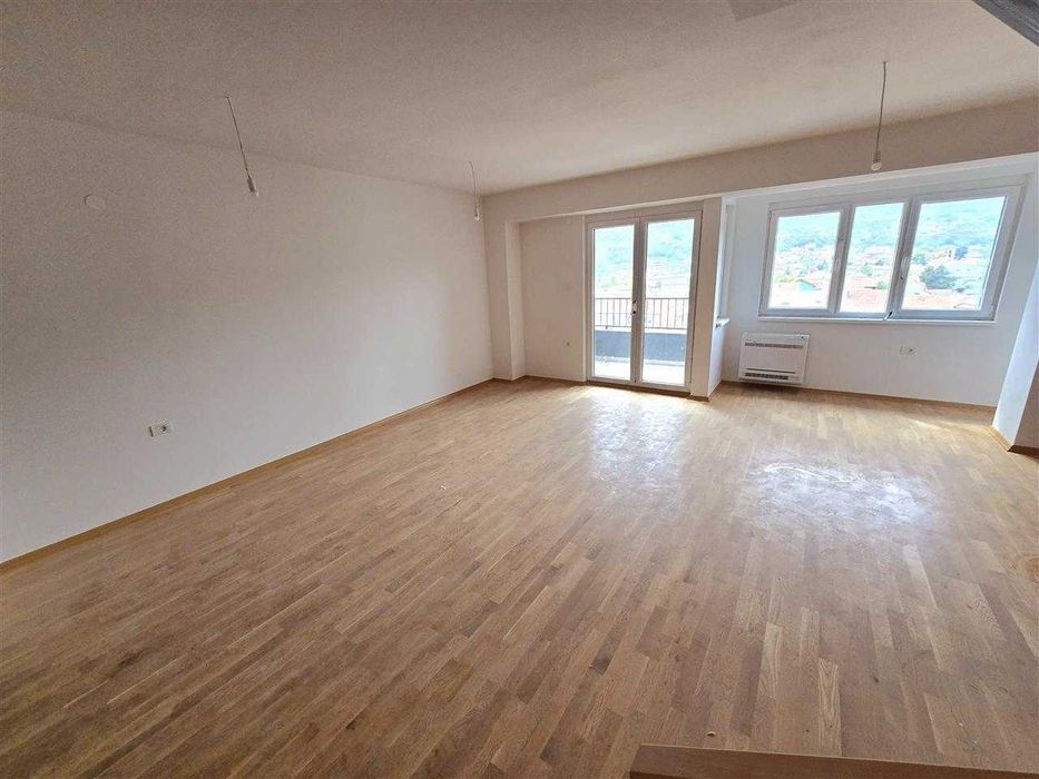 Дава се под наем Мезонет в Пловдив, Център - 76 кв.м за 280.5 € - Снимка #6