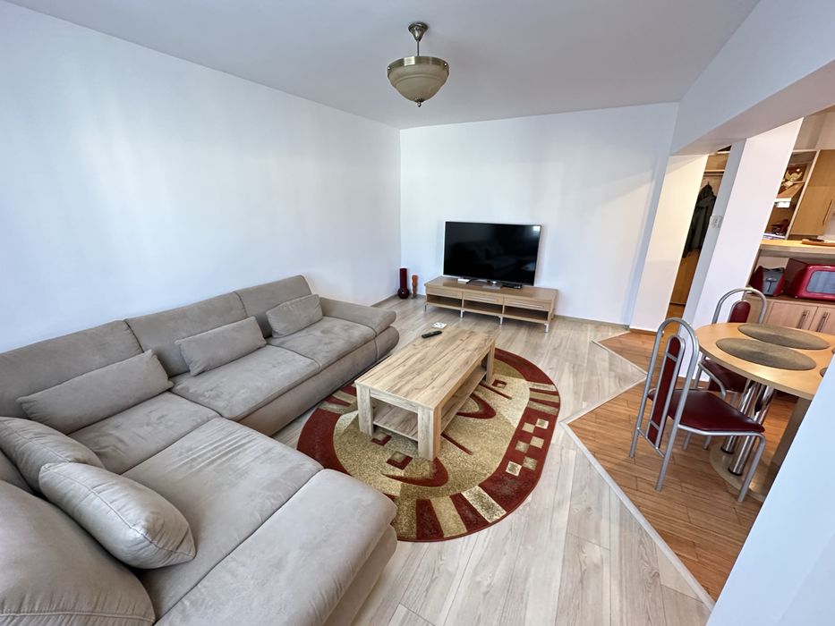 Apartament 3 camere cu parcare de inchiriat zona 303 Micalaca