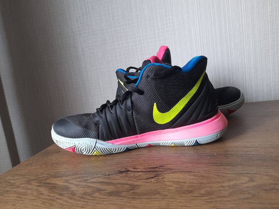 Nike Kyrie 5 кецове 38 номер.