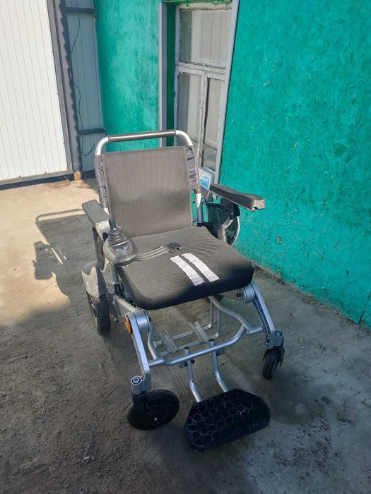 Инвалидная коляска