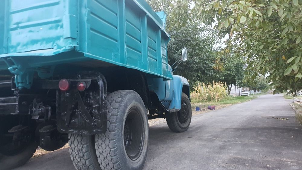 Самосвал ЗИЛ 1111