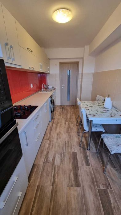 Inchiriez apartament 2 camere (Bucium Confort)