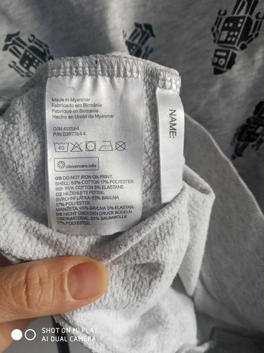 Adidas и H&M размер 9-10 години.