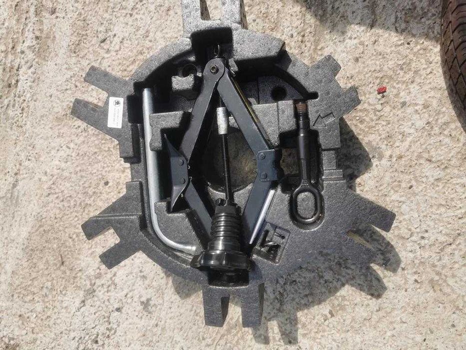 kit rezerva slim skoda superb 3 t125 70 r18