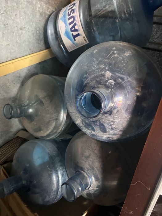 Продам баклашки под воду