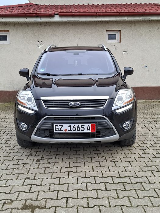Ford Kuga- 2012- Titanium/  Manual
