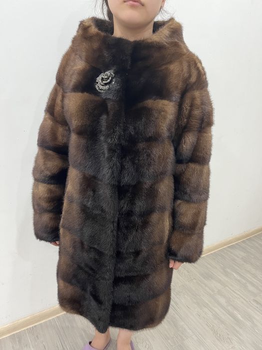 Шуба норковая шикарная