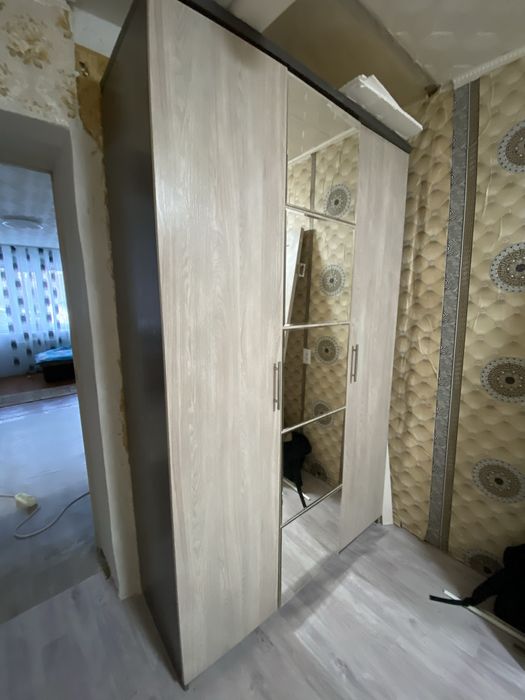 Продам шкаф для одежды