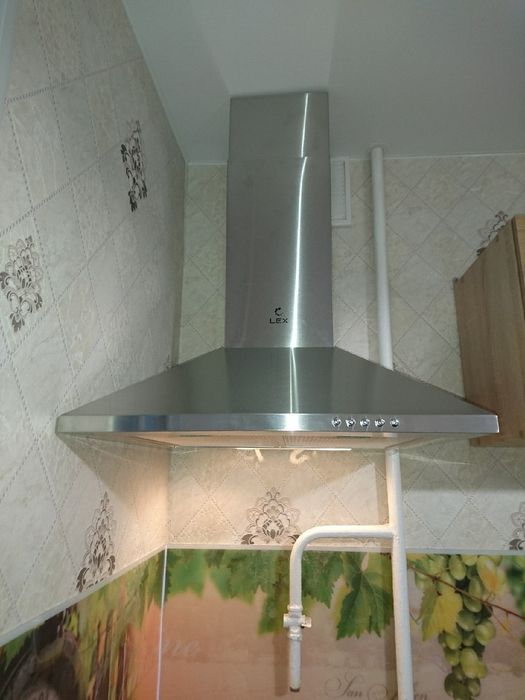 Установка вытяжки  любой сложности с гарантие