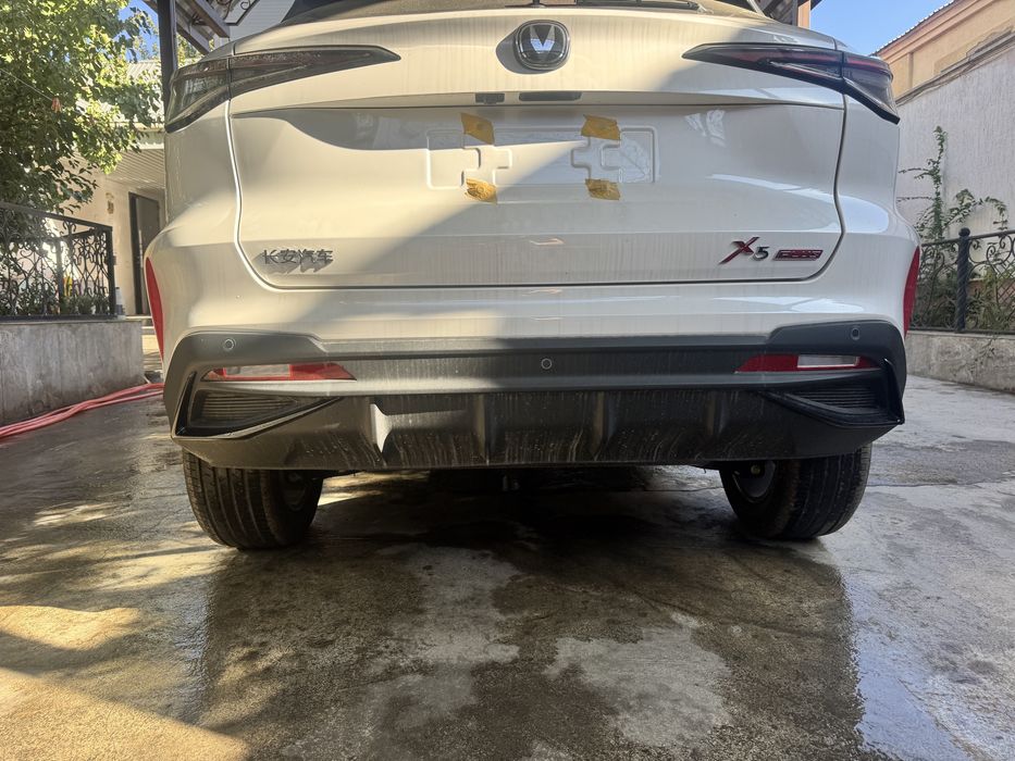 Задний бампер на Changan x5 plus