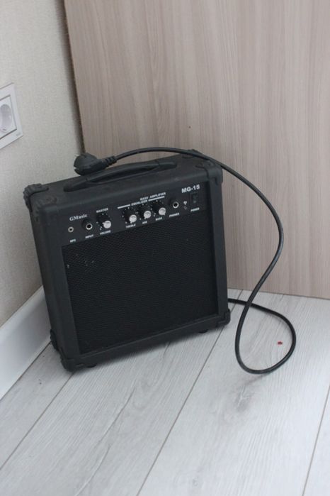 Бас гитара gmusic
