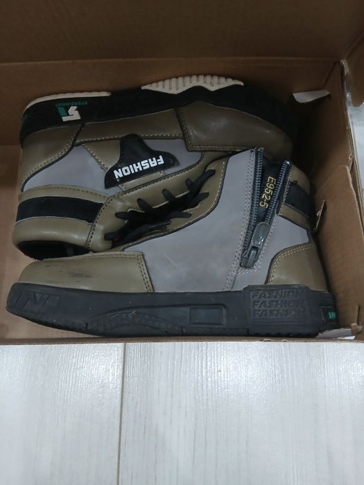 Обувь детская и подростковая