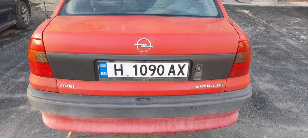 Opel Astra 1.6 benzin