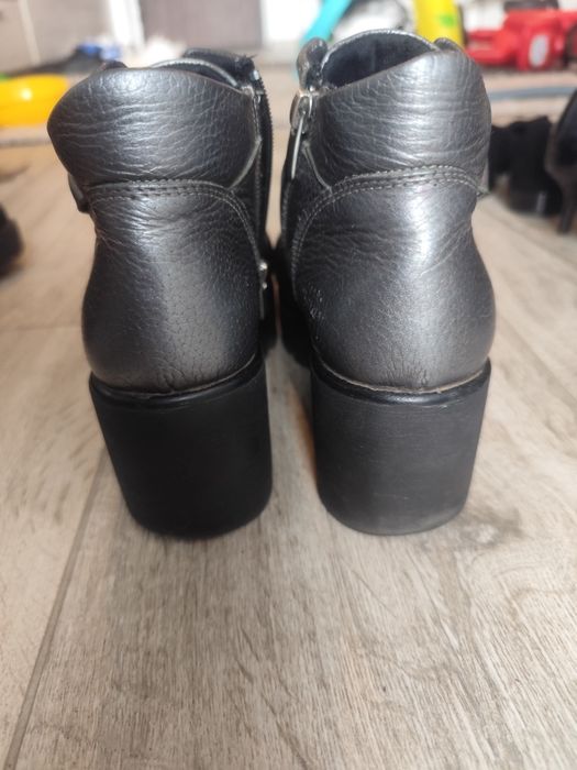 Botine casual piele culoare argintiu mărimea 36