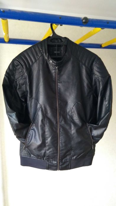 Куртка весенняя новая