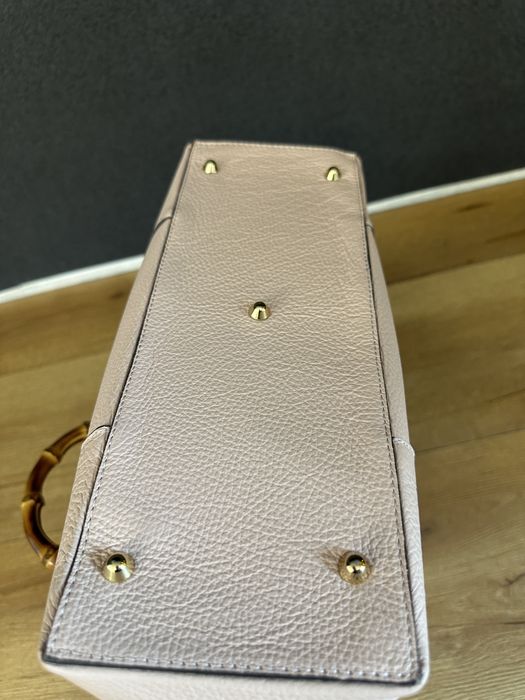 Елегантна дамска чанта