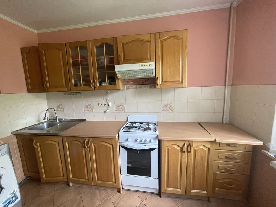 Продаю кухонный гарнитур