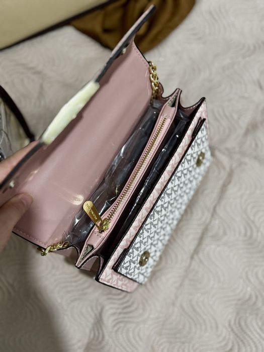 Новые сумки по 5000тг