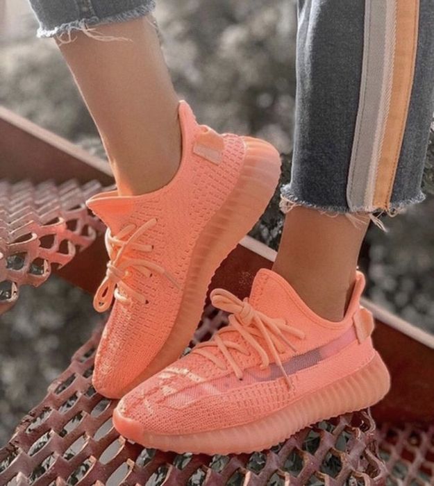 Продам кроссовки, новые