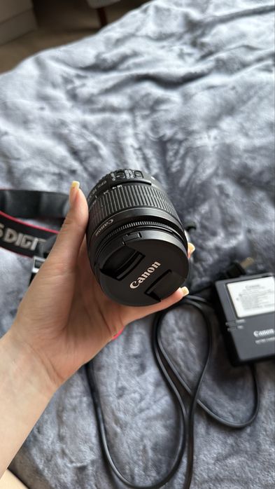 Фотокамера Canon EOS 600D Kit 18-55 II