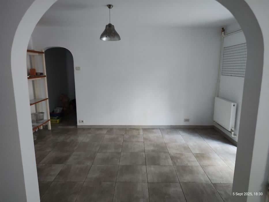 Spațiu comercial de vânzare – Mangalia, Strada Sirenei