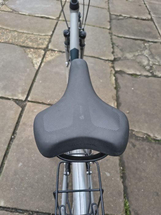 Bicicleta dama cu rotile pe 28