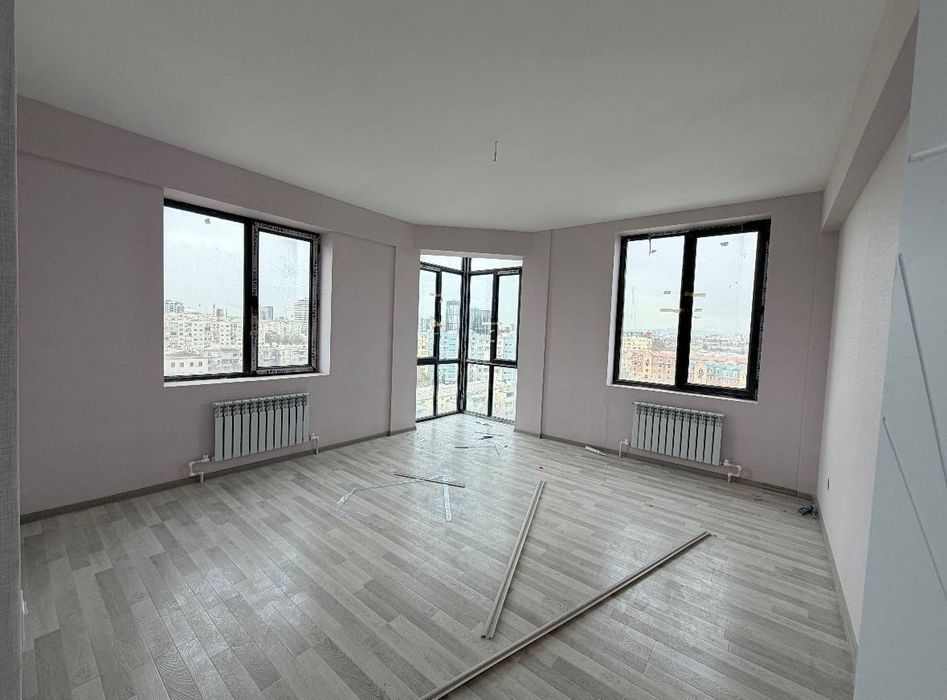 Продается 3х ком квартира в новостройке, ор-р: ул. Нукусская, 95м²