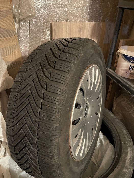 Michelin ALPIN 6 215/60/16 + оригинални джанти + оригинални тасове