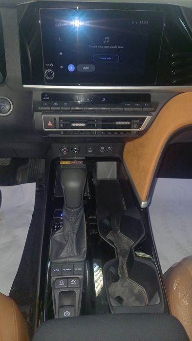 Toyota Camry 80 Hybrid 2025 год в Наличии