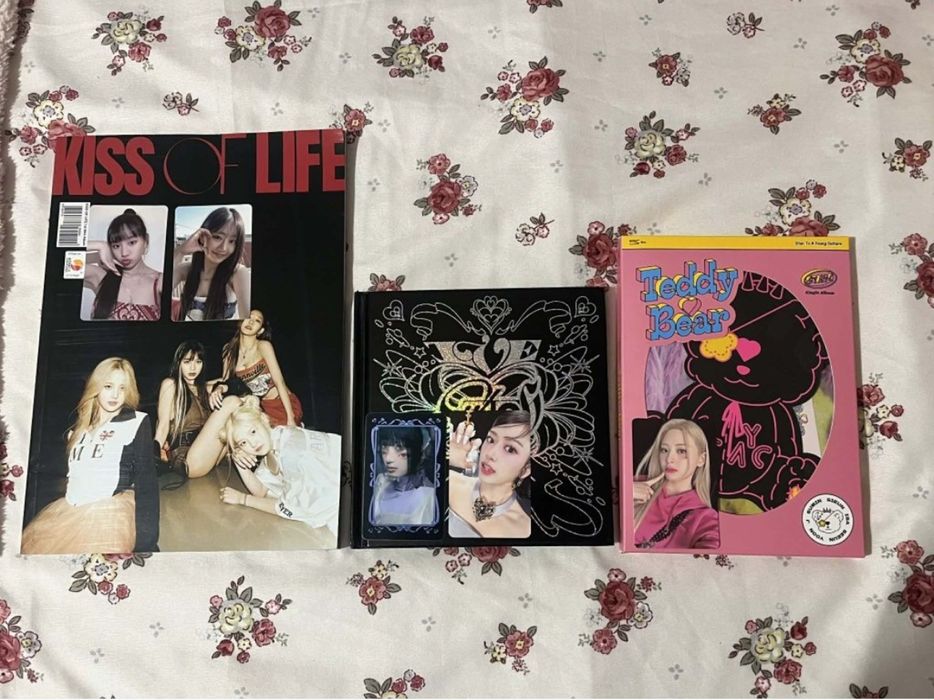 ТРИ К-поп албума Ive , STAYC , Kiss of life