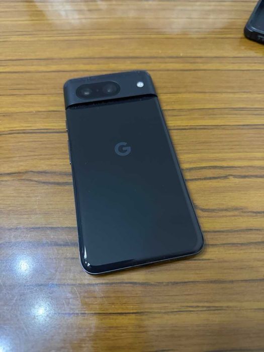 Google Pixel 8 256GB + Pixel Buds A