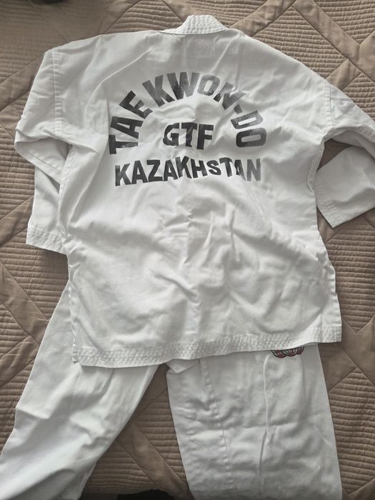 Кимоно на 7-8 лет для тхэквандо