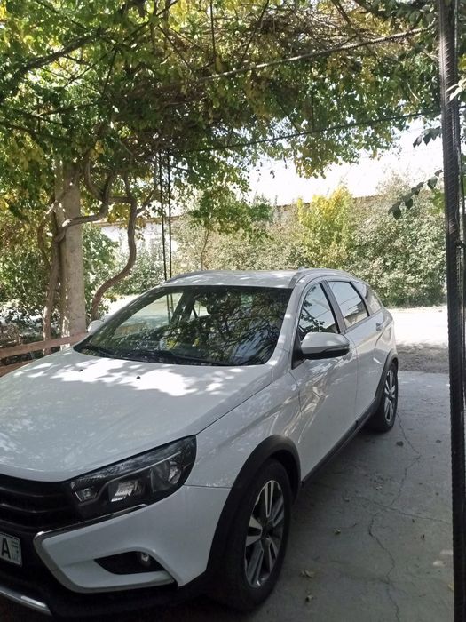 Lada vesta sw cros 12.500$