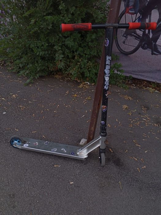 Продам самокат..