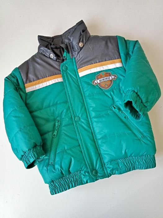 Демисезон. Куртка на 6-9 мес.