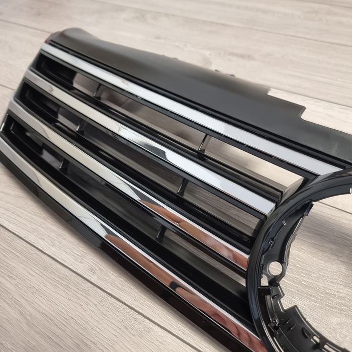 Grila bara fata / radiator Vw Passat B7 2010 -- 2015  # NOUA