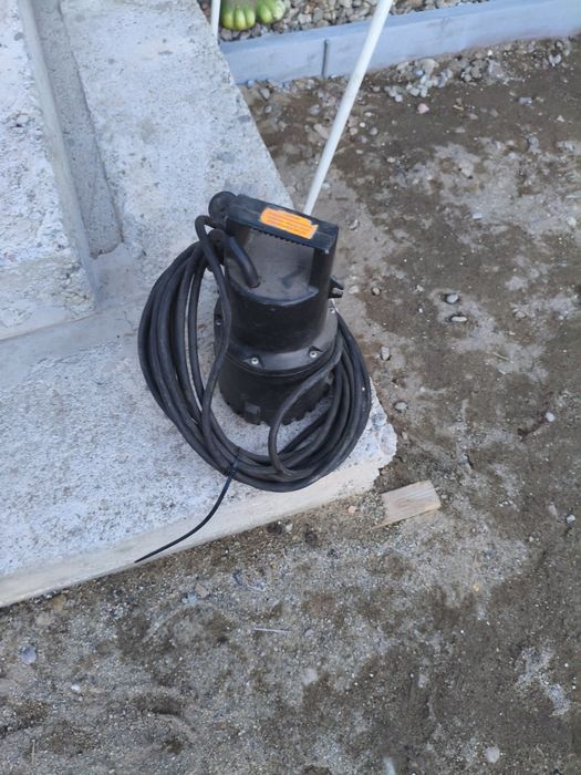 Vind pompa de apa electrica 220v 0,25KW   1,35 A
