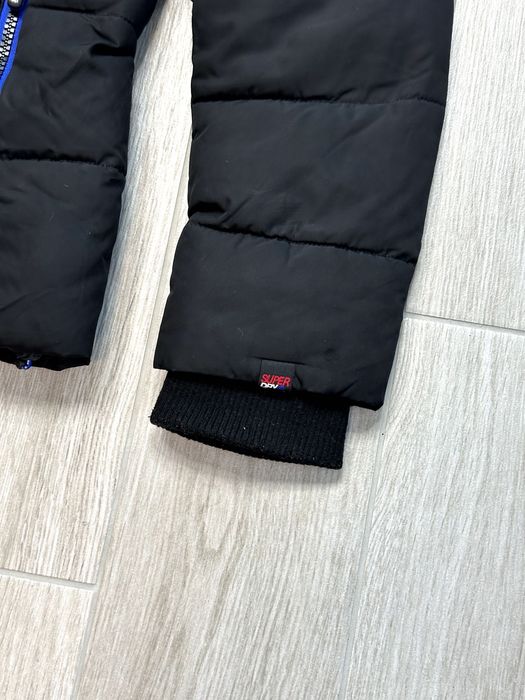 Мъжко зимно яке Superdry Sport - размер М, отлично състояние